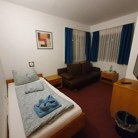 Hotel Mainstern 3*